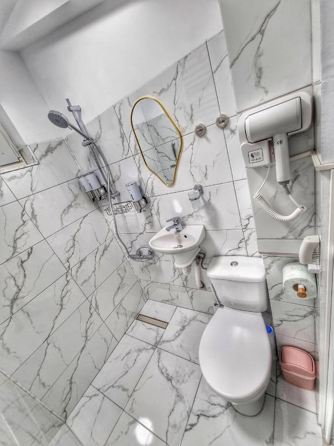15. Little Studio Apartment Букурещ Екстериор снимка
